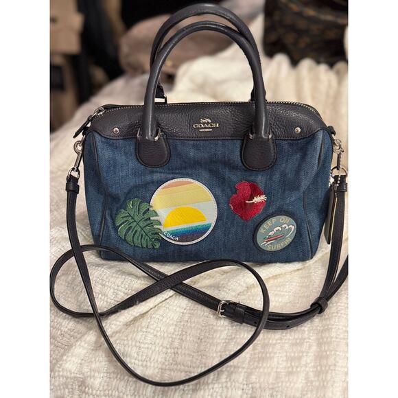 A35 Coach rare denim Hawaii bag with strap - Picture 1 of 8